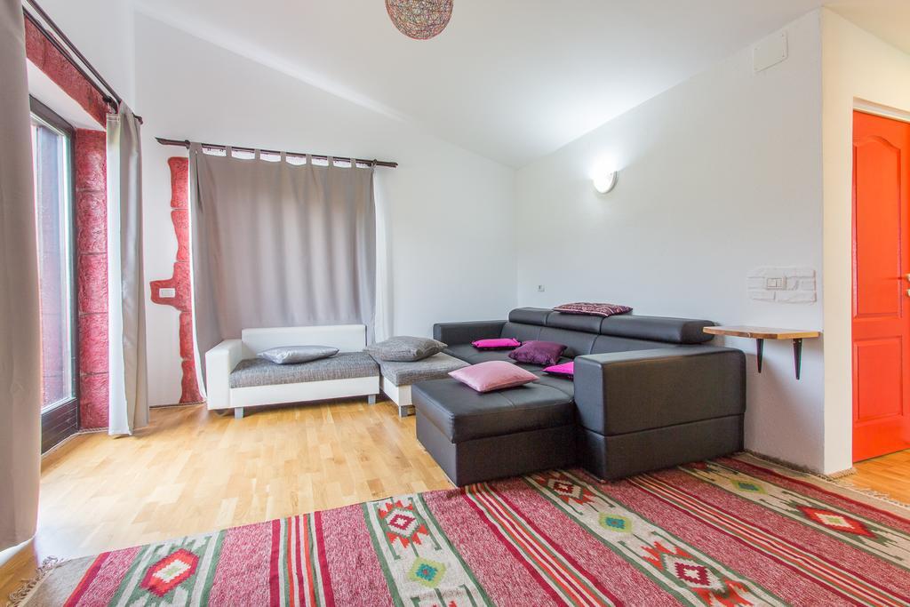 Bed and breakfast Pensiunea Ana 3*